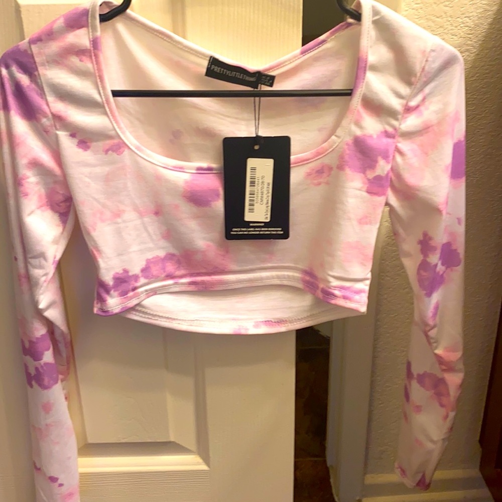 Never used with a tag pretty little thing crop top